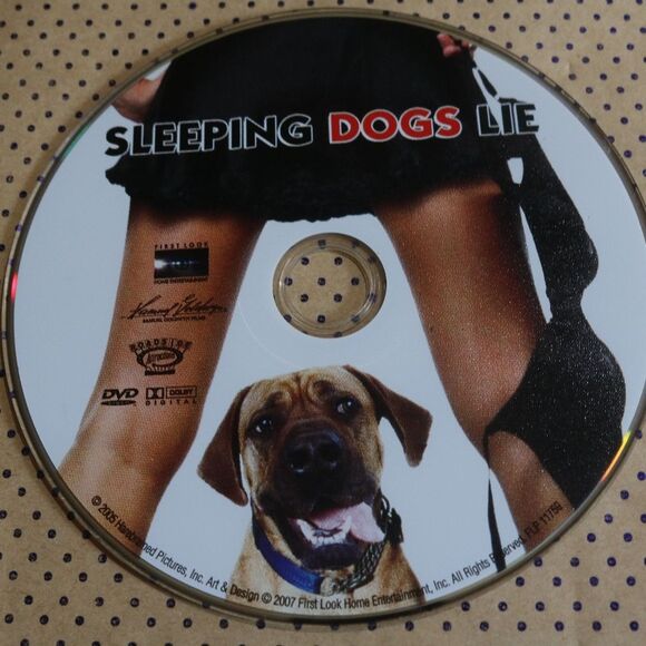 Sleeping Dogs Lie DVD DISC ONLY - Picture 1 of 1